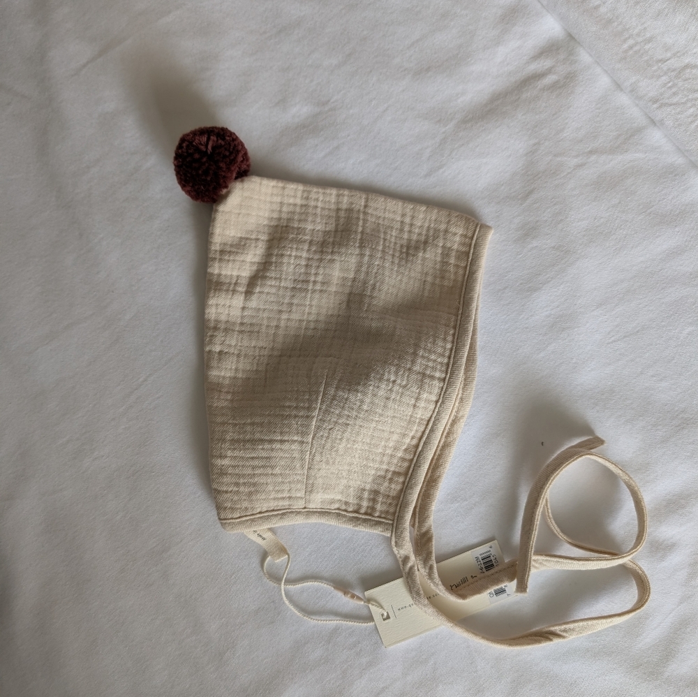 Quincy Mae Baby Bonnet with Pom-Pom